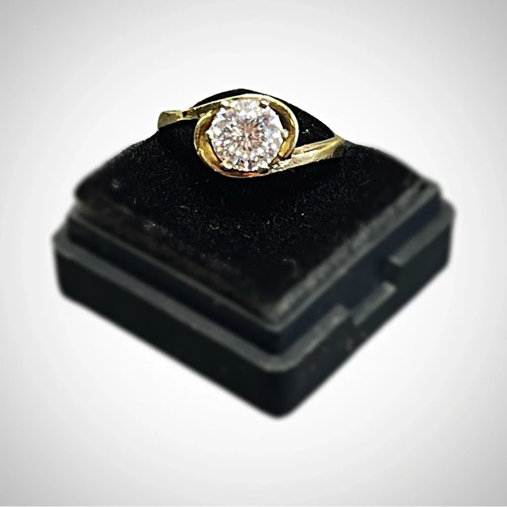 Moissanite Ring